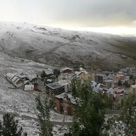 Edificio Granada Hotel *